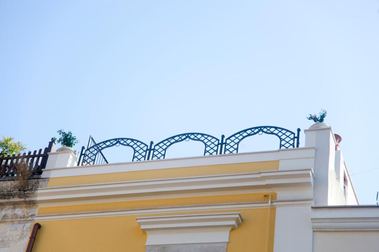 3 Archi B&B Trani Exterior photo