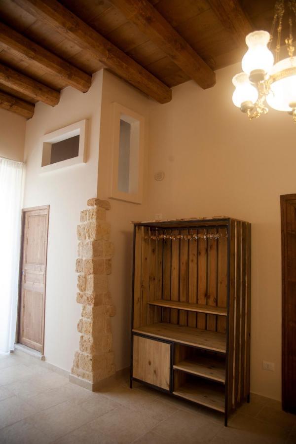 3 Archi B&B Trani Exterior photo
