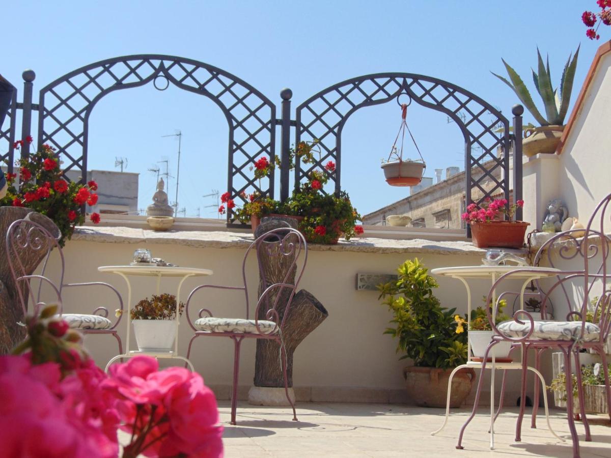 3 Archi B&B Trani Exterior photo